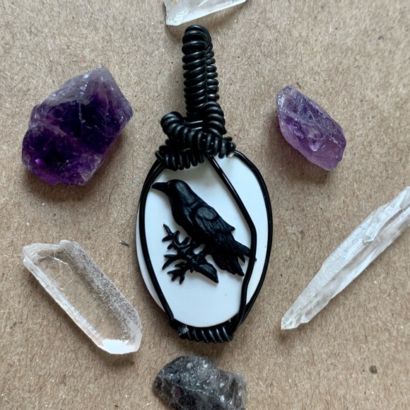 Nevermore Raven Pendant, Handcrafted NWT-🖤HOST PICK🖤 - Picture 2 of 5